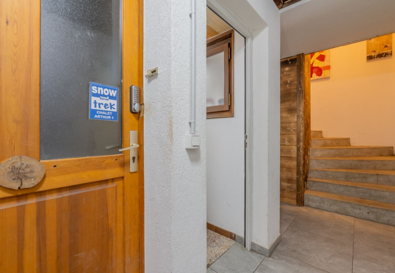 Chalet Arthur - Apartment - Morzine - Snow and Trek