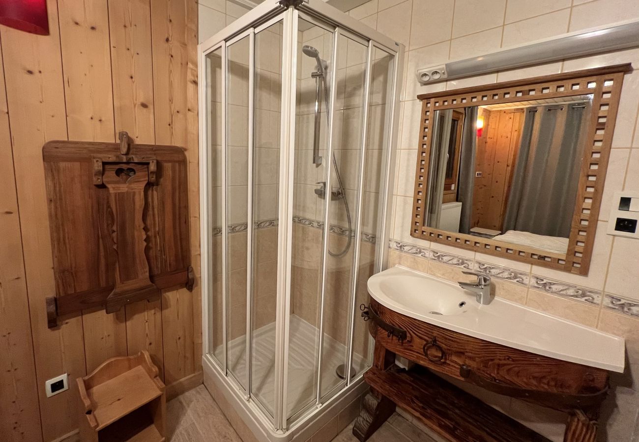 Chalet Arthur Three - Salle de bain - Morzine - Snow and Trek