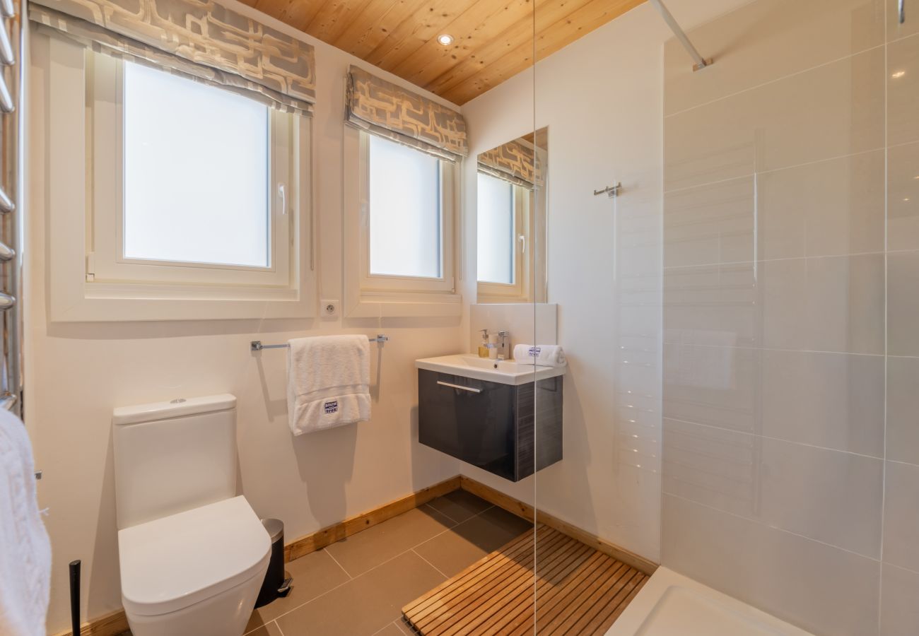Le Combe Humbert Apartment- Morzine - Snow and Trek