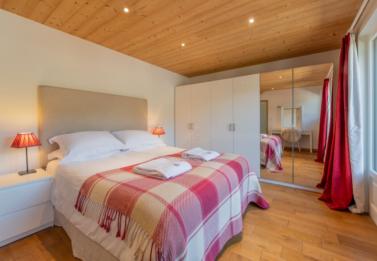 Le Combe Humbert Apartment- Morzine - Snow and Trek
