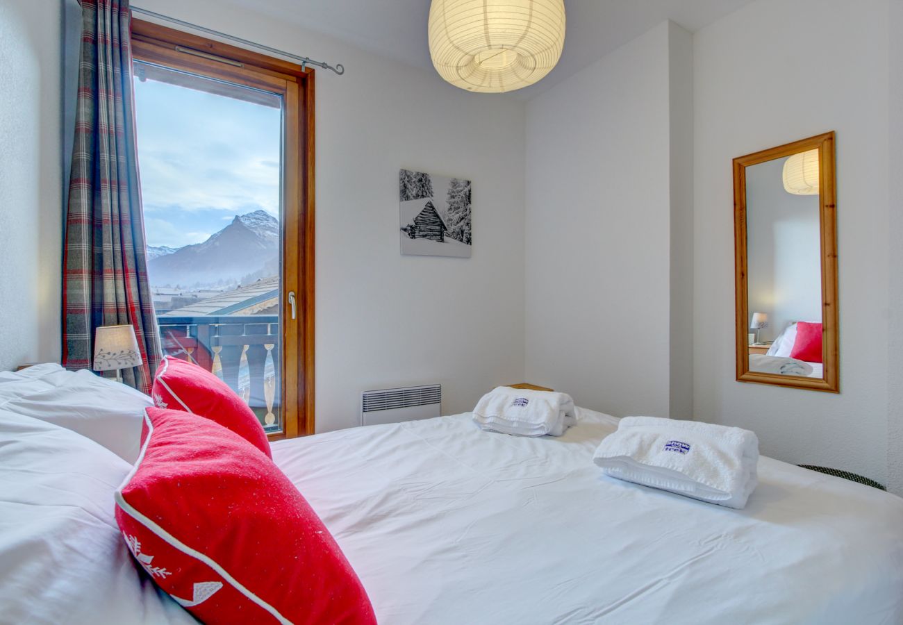 LES AIGUILLES - MORZINE - SNOW AND TREK