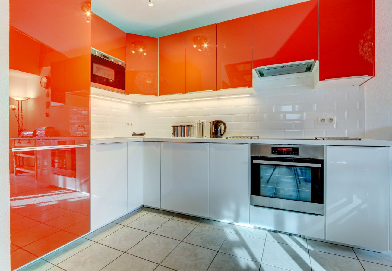 LES AIGUILLES - MORZINE - SNOW AND TREK