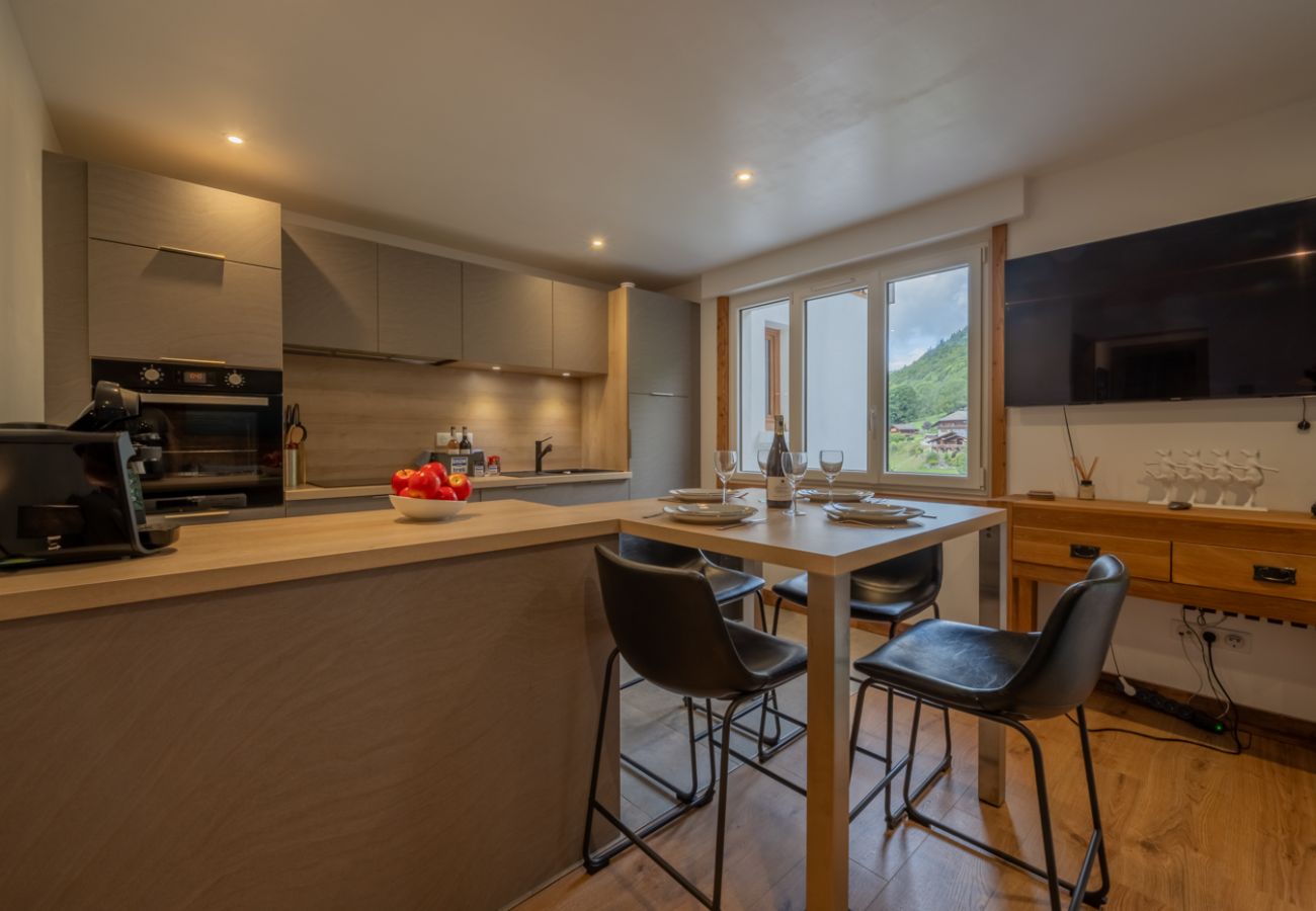 Montana Apartment - Morzine - Snow and Trek