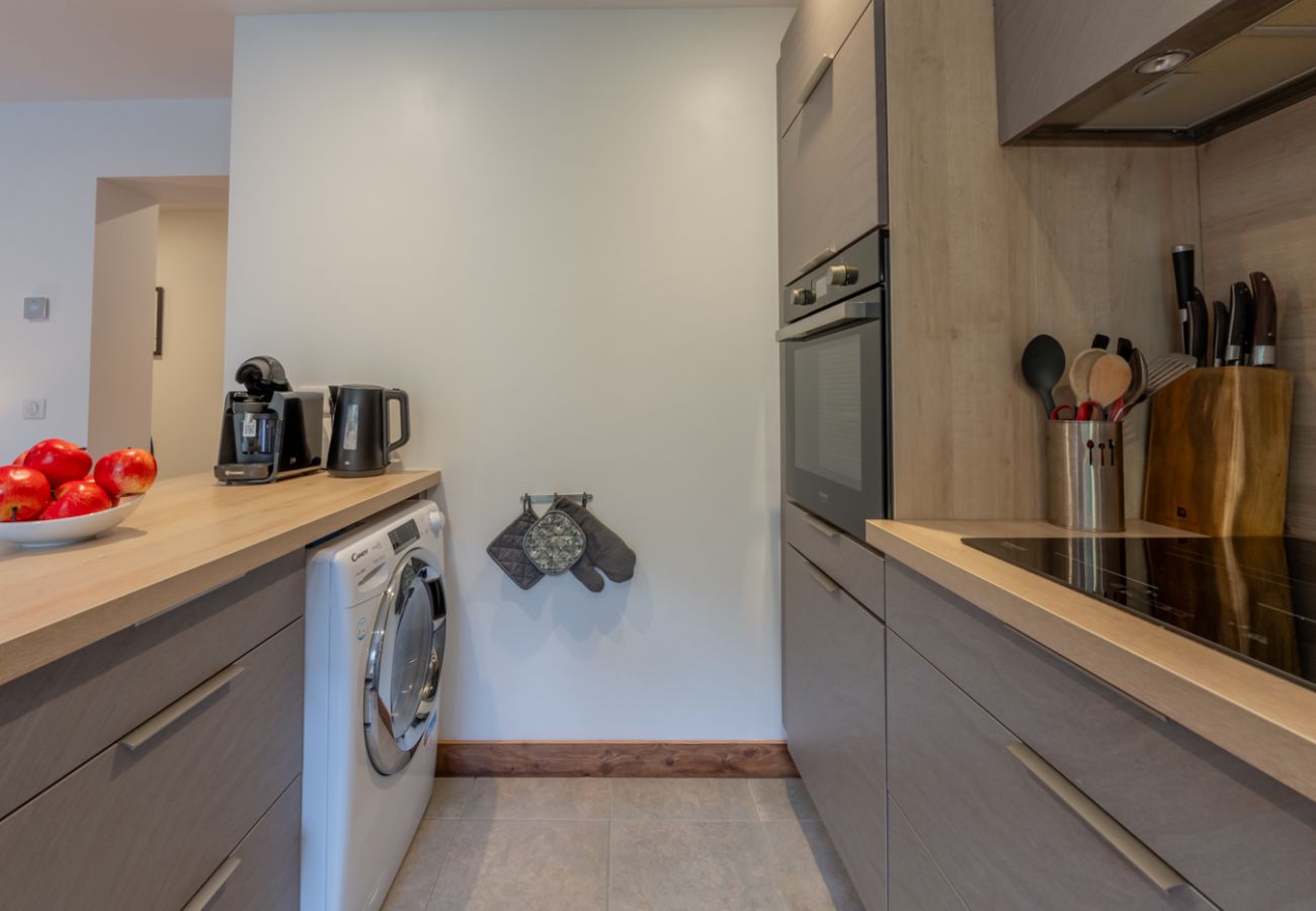 Montana Apartment - Morzine - Snow and Trek