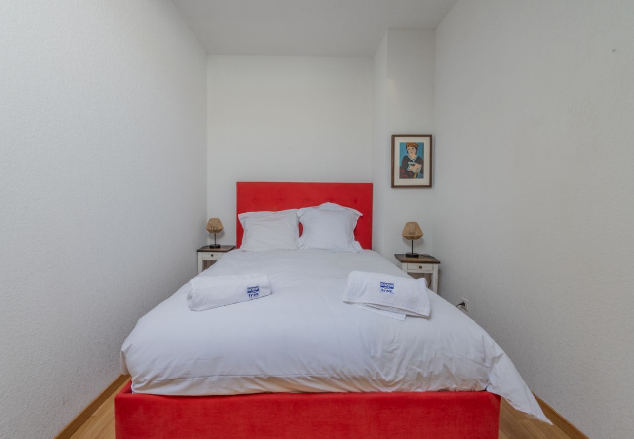 Les Tavillons Apartment - Morzine - Snow and Trek