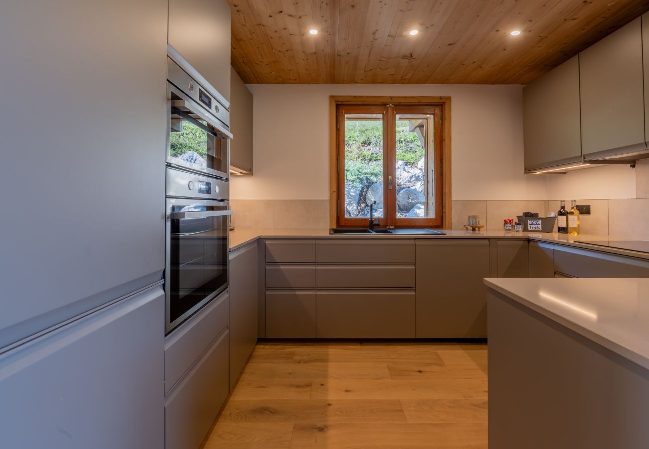 Chocolate Moose - Chalet - Morzine - Snow and Trek