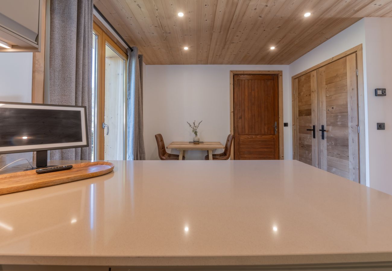 Chocolate Moose - Chalet - Morzine - Snow and Trek