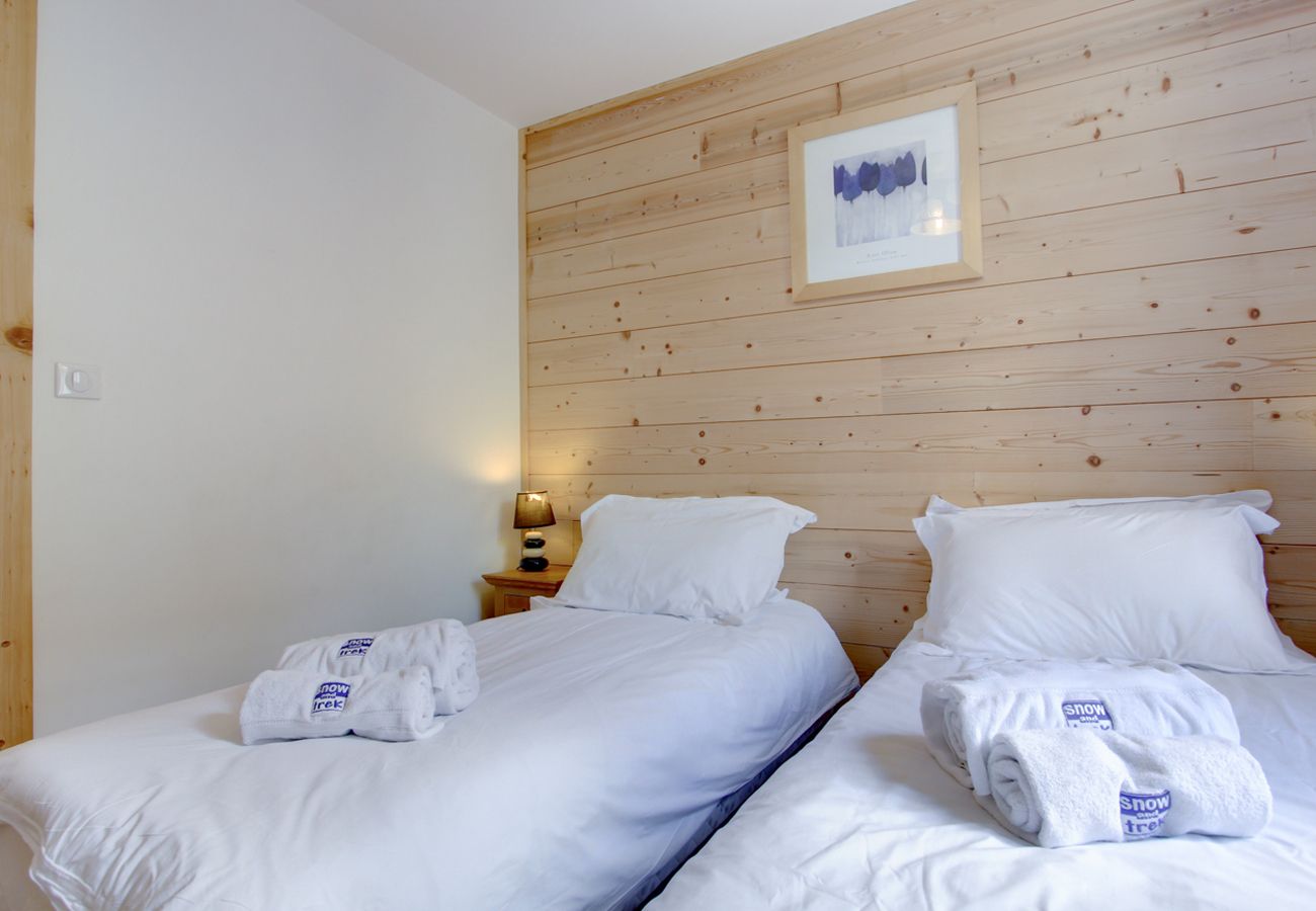 Beziere Apartment - Bedroom -  Morzine