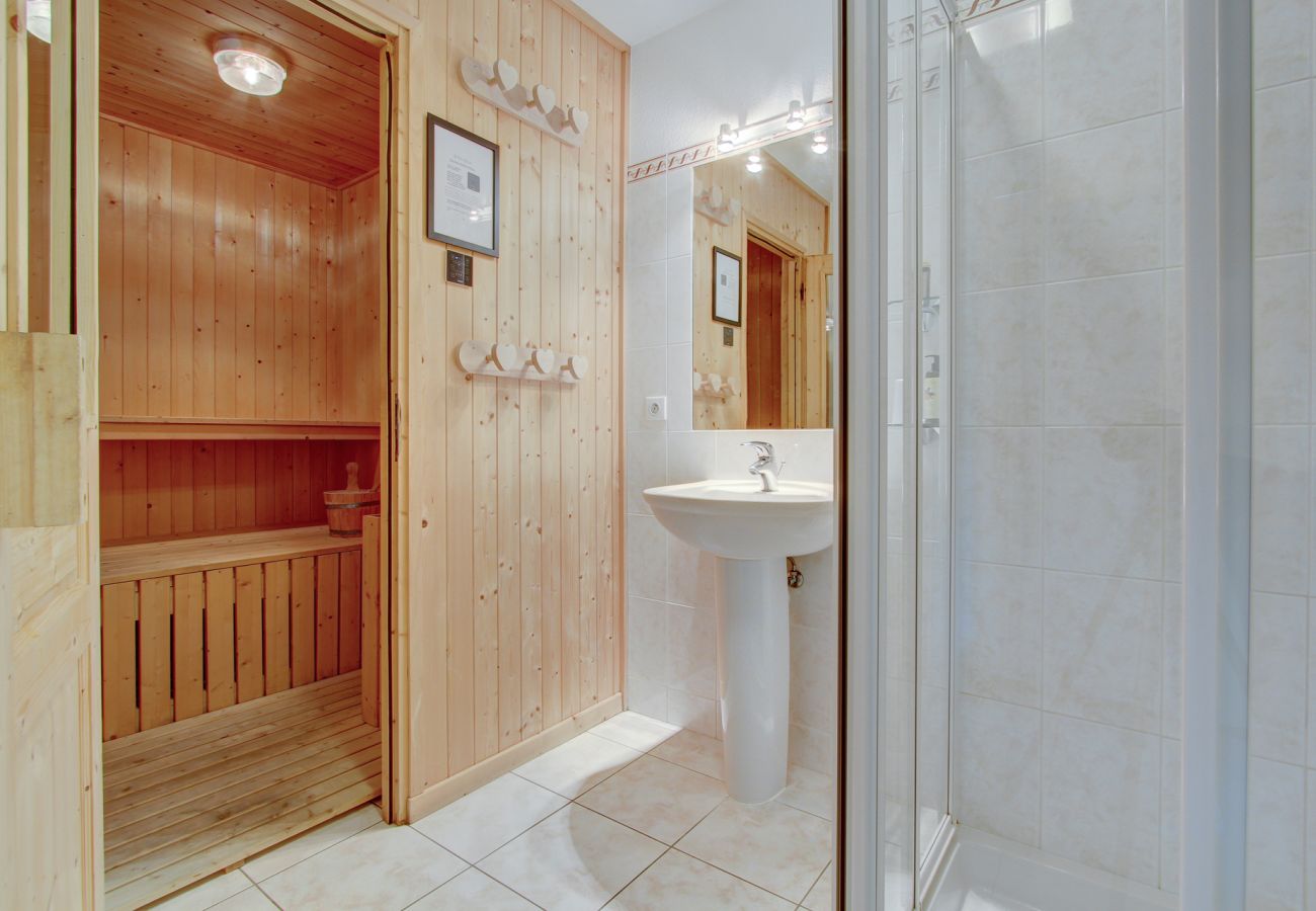 Chalet in Morzine - Madeleine Chalet