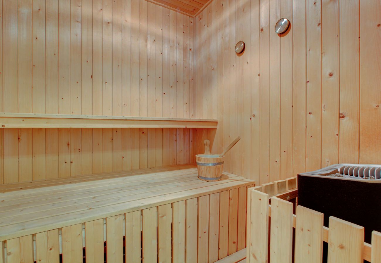 Chalet in Morzine - Madeleine Chalet