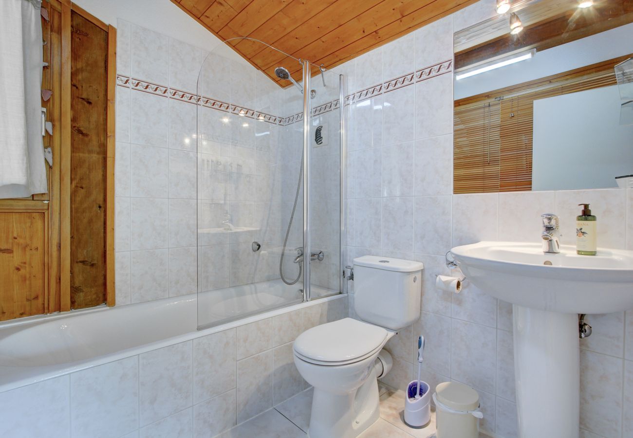 Chalet in Morzine - Madeleine Chalet