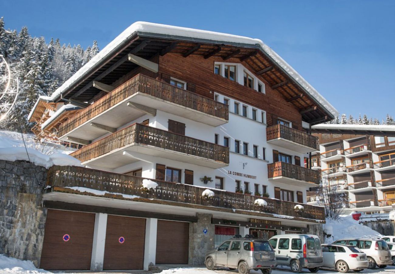 Le Combe Humbert Apartment- Morzine - Snow and Trek