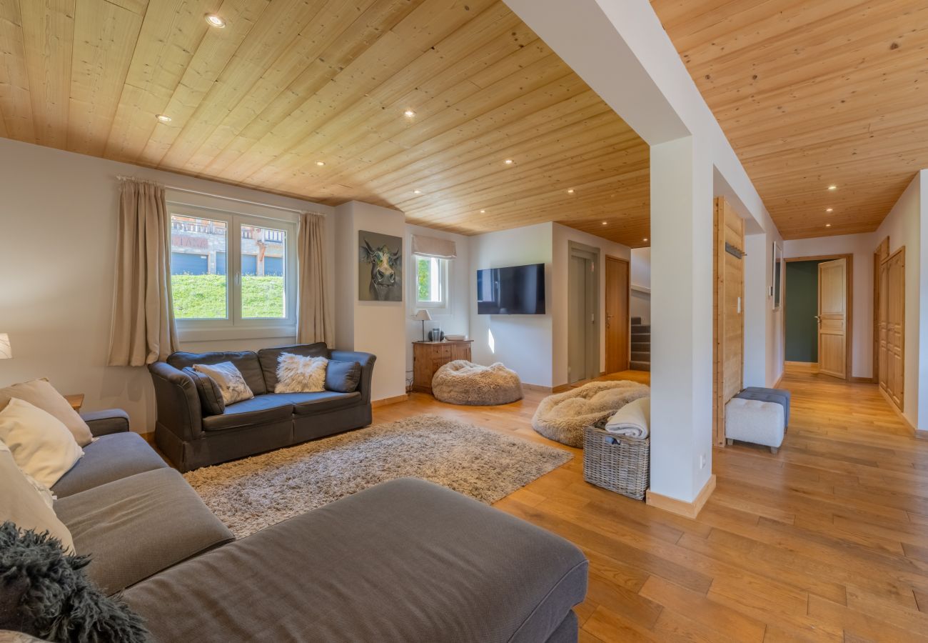 Le Combe Humbert Apartment- Morzine - Snow and Trek