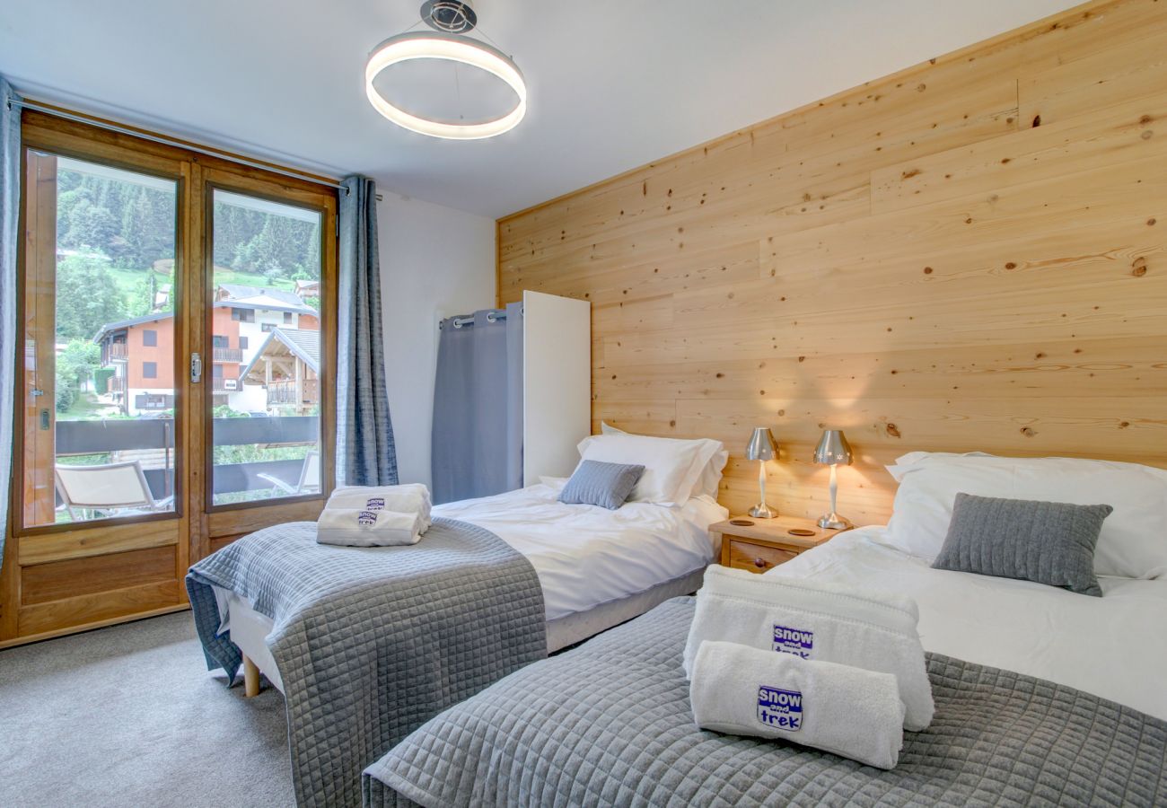 Bedroom 1 - Jangilau B4 - Morzine - Snow and Trek 