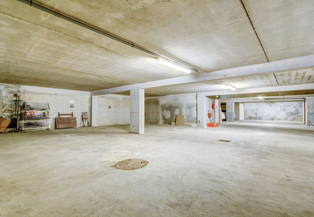 Slalom 11 - Garage - Snow and Trek - Morzine 