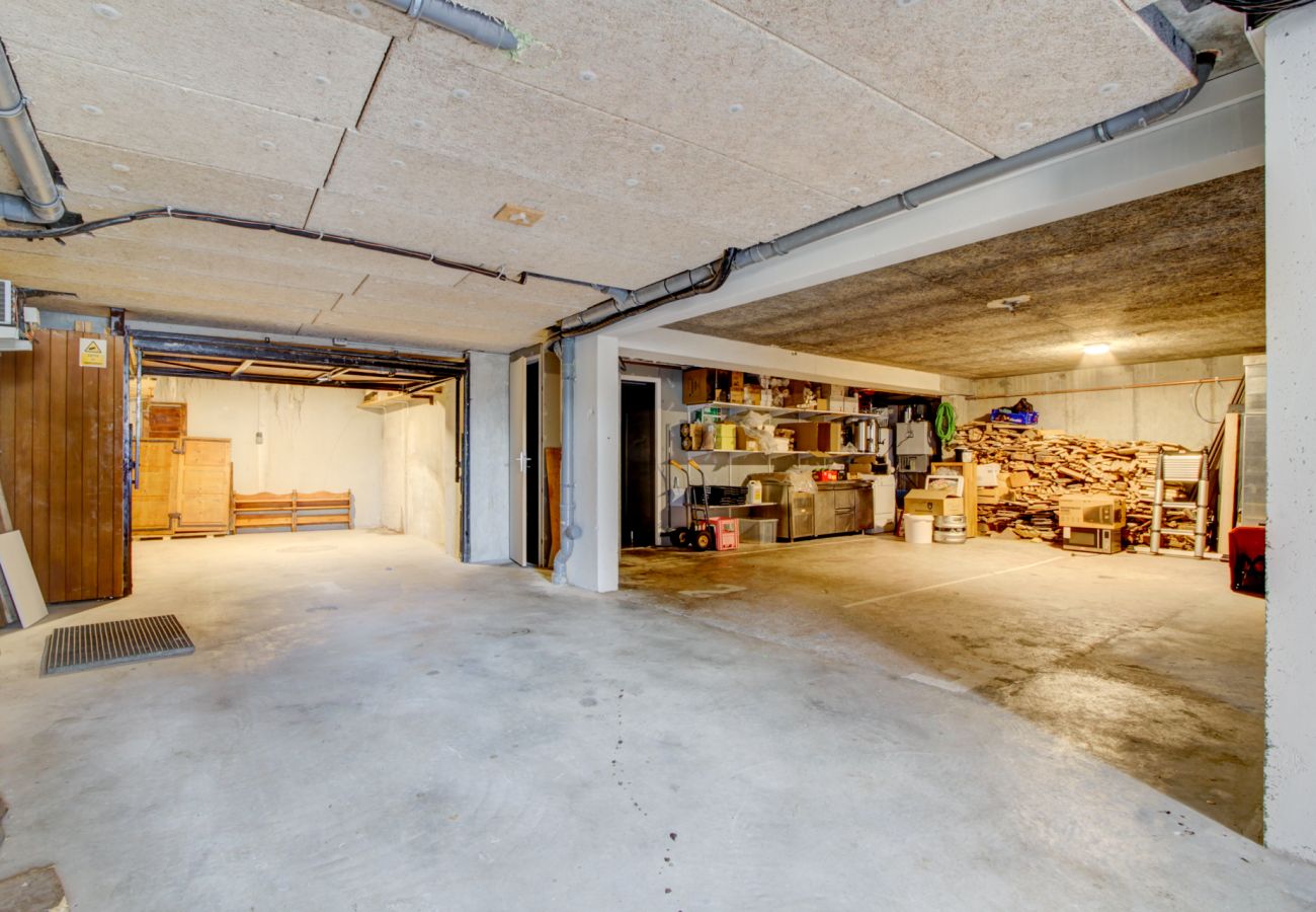 Chalet Arthur - Garage - Morzine - Snow and Trek