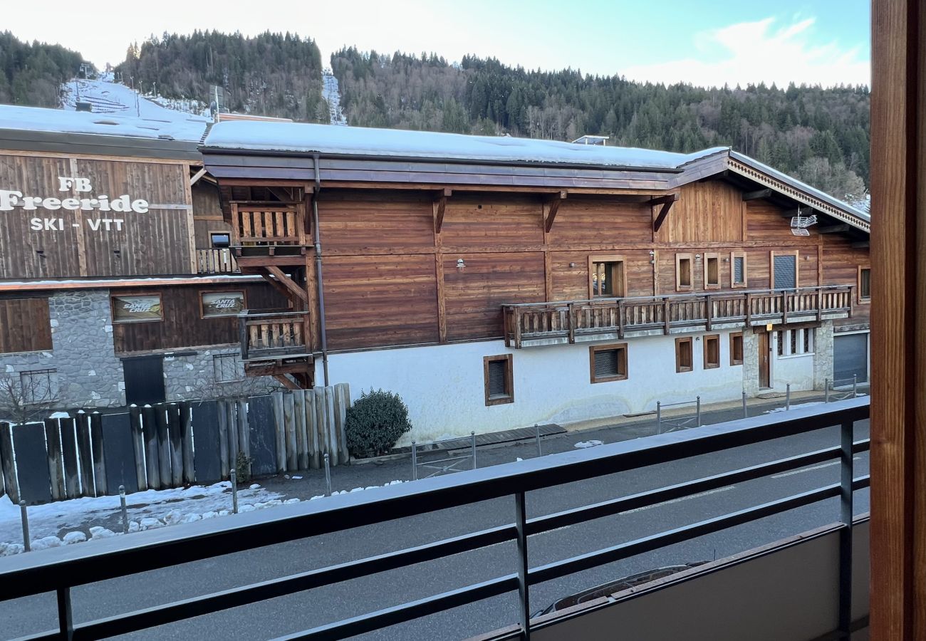 Chalet Arthur 2 - Balcony - Morzine - Snow and Trek