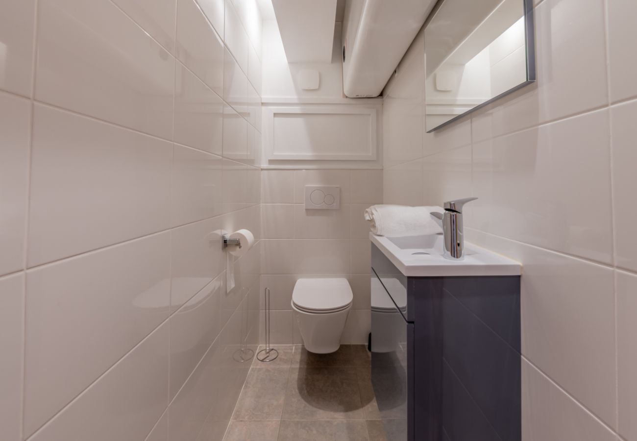  Montana Apartment - Morzine - Snow and Trek