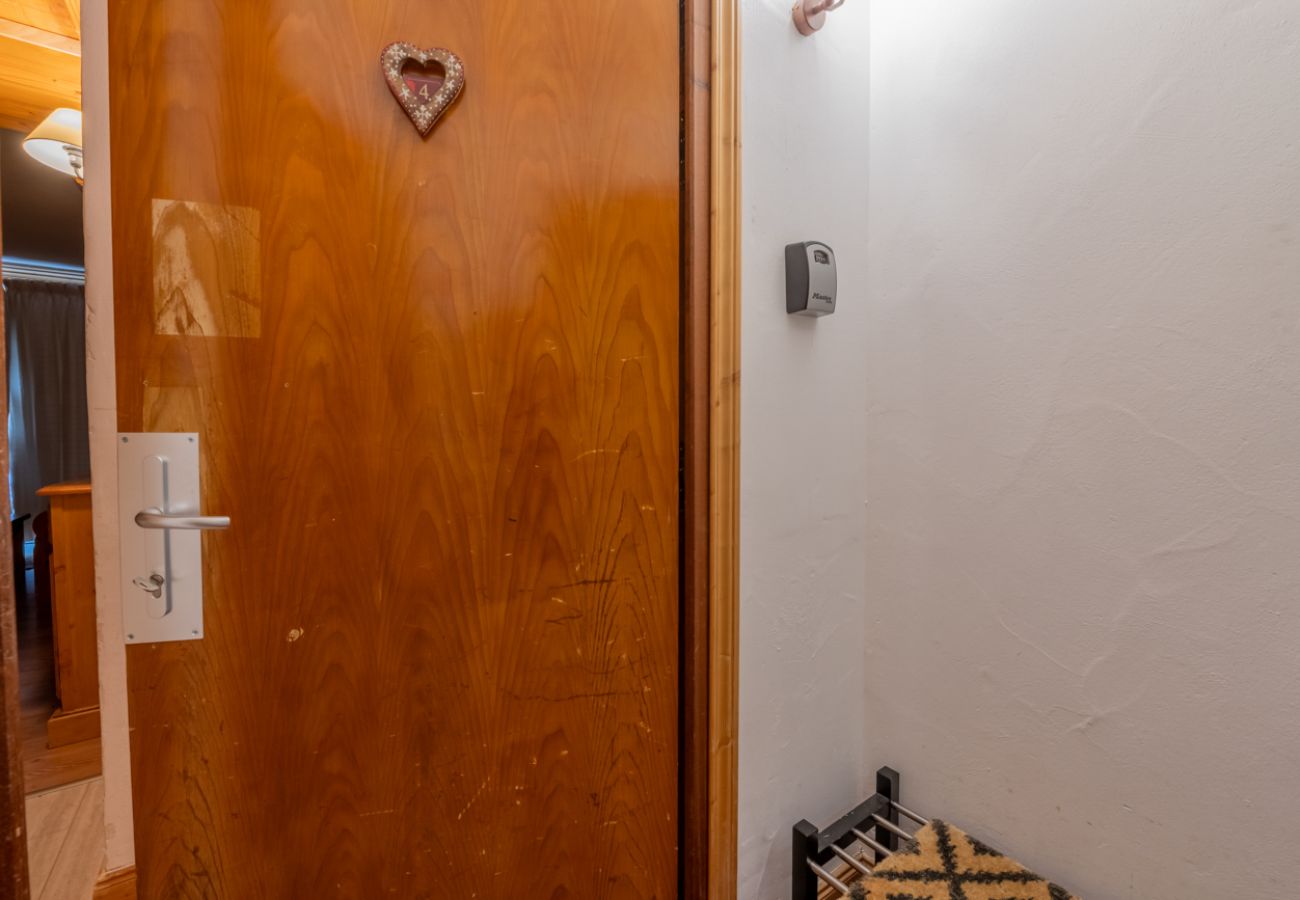 The Lodge Apartment - Morzine - Snow and Trek 