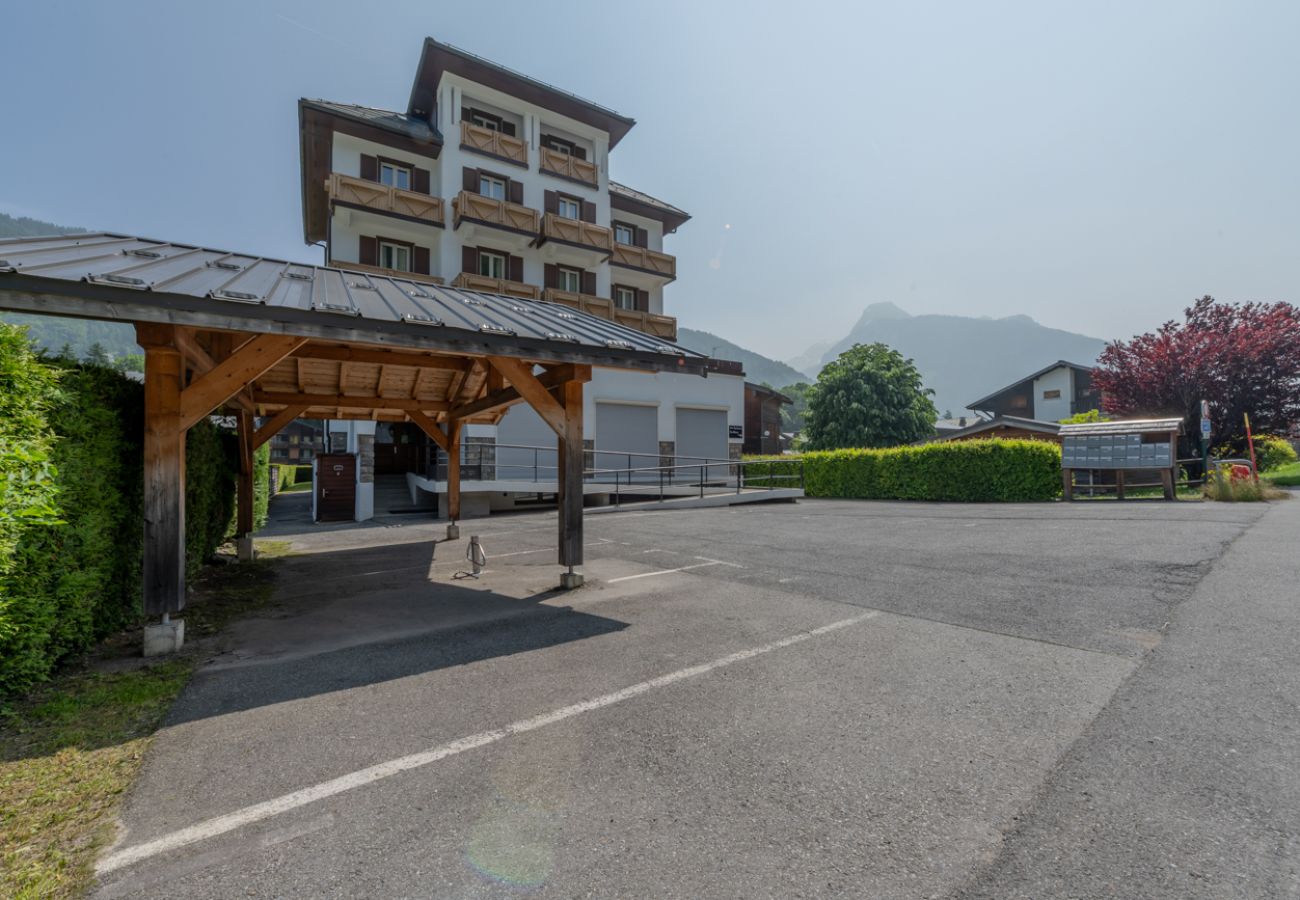 The Lodge Apartment - Morzine - Snow and Trek 