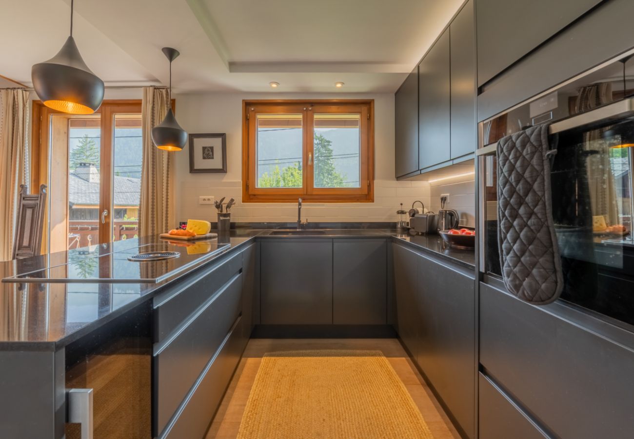 Les Tavillons Apartment - Morzine - Snow and Trek