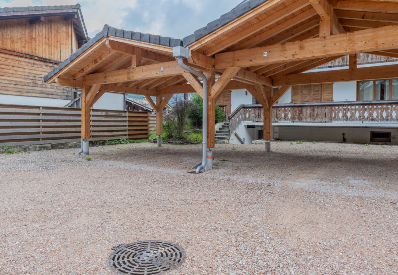  Montana 101 Apartment - Morzine - Snow and Trek