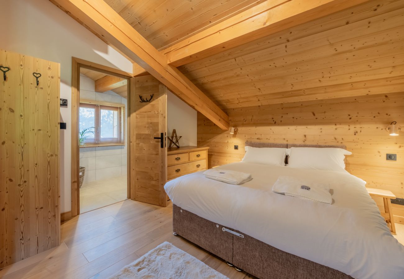 Chocolate Moose - Chalet - Morzine - Snow and Trek