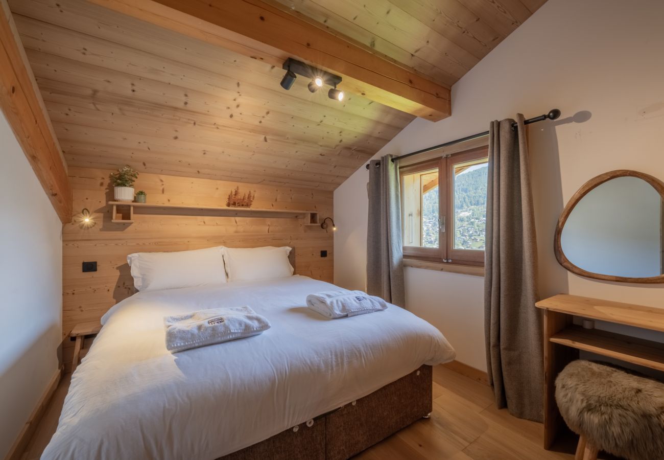 Chocolate Moose - Chalet - Morzine - Snow and Trek