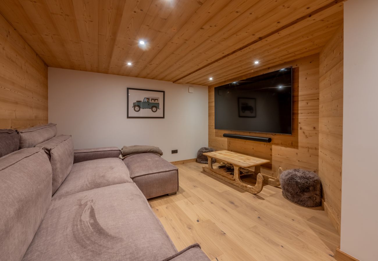 Chocolate Moose - Chalet - Morzine - Snow and Trek