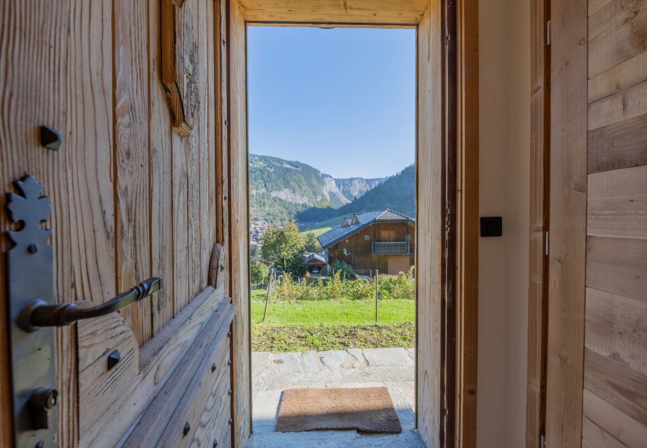 Chocolate Moose - Chalet - Morzine - Snow and Trek