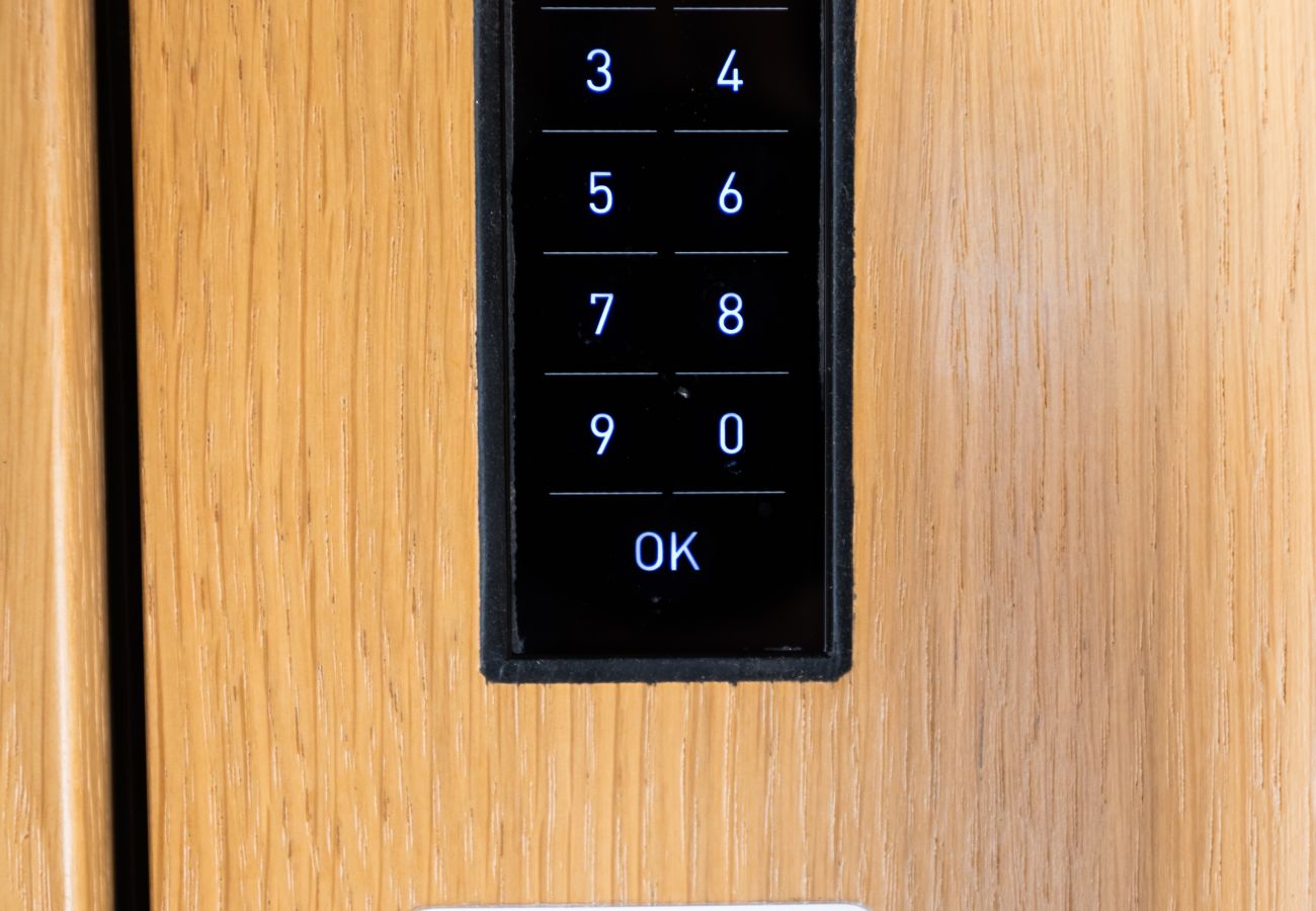 Chocolate Moose - Chalet - Morzine - Snow and Trek