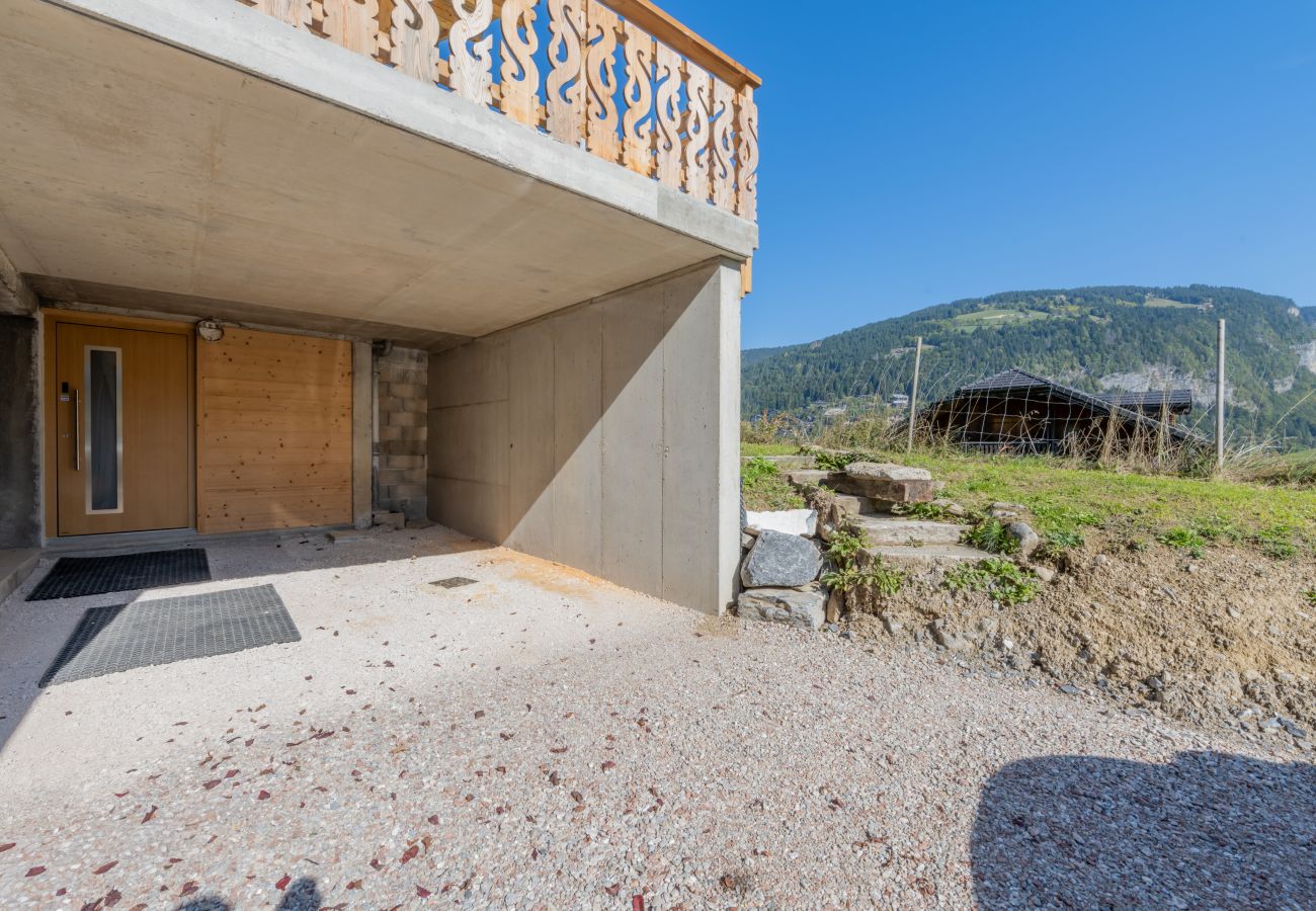 Chocolate Moose - Chalet - Morzine - Snow and Trek