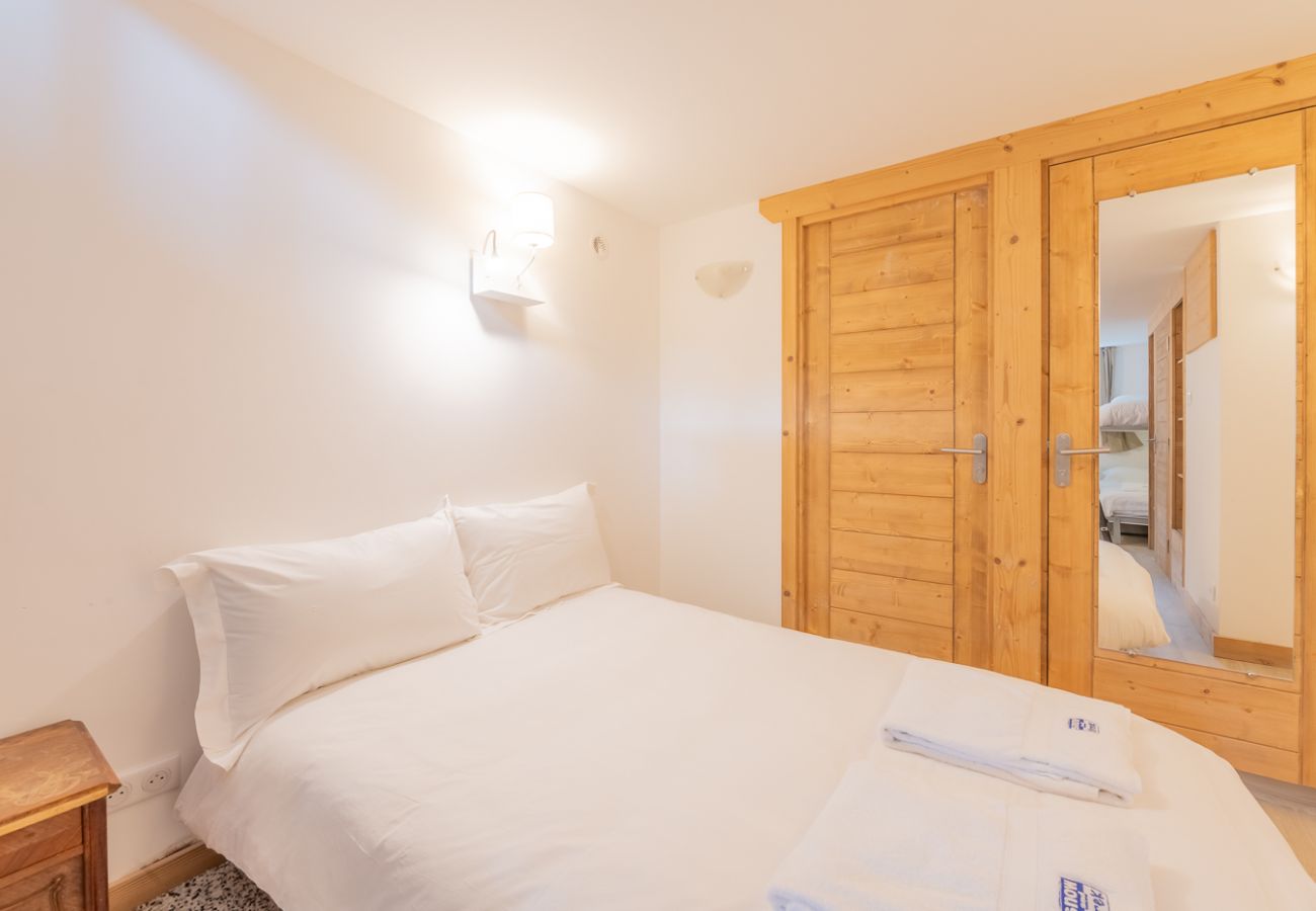 Berberis 2 apartment - bedroom - morzine 