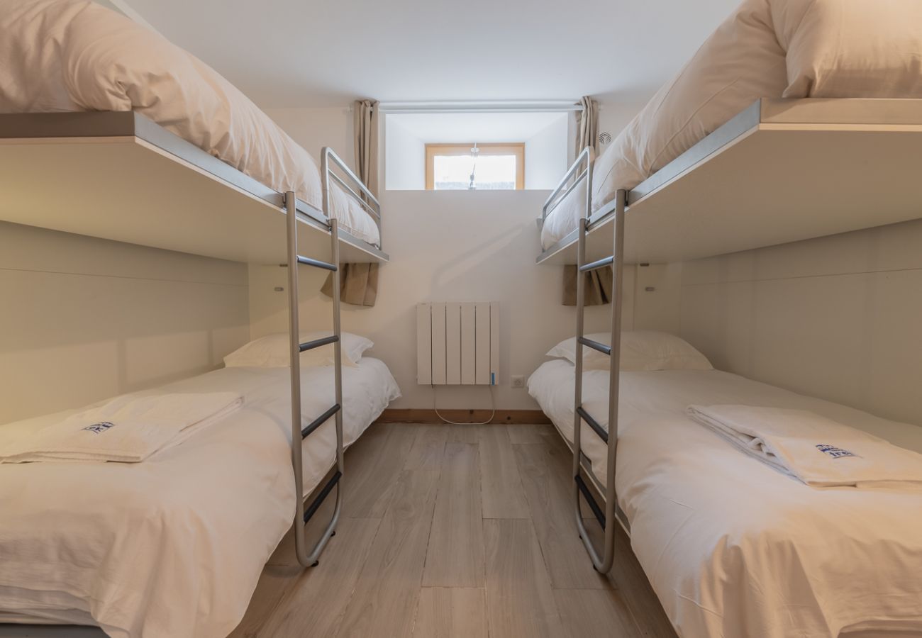 Berberis 2 apartment - bedroom - morzine 